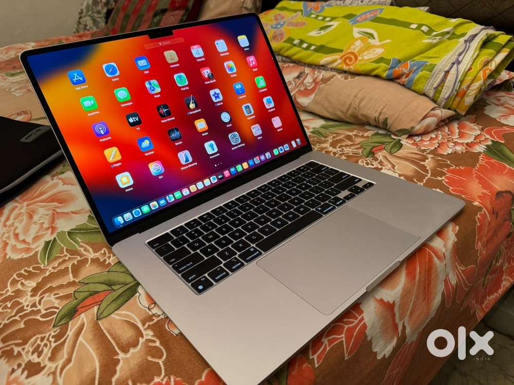 Macbook Air 15 inch silver M2