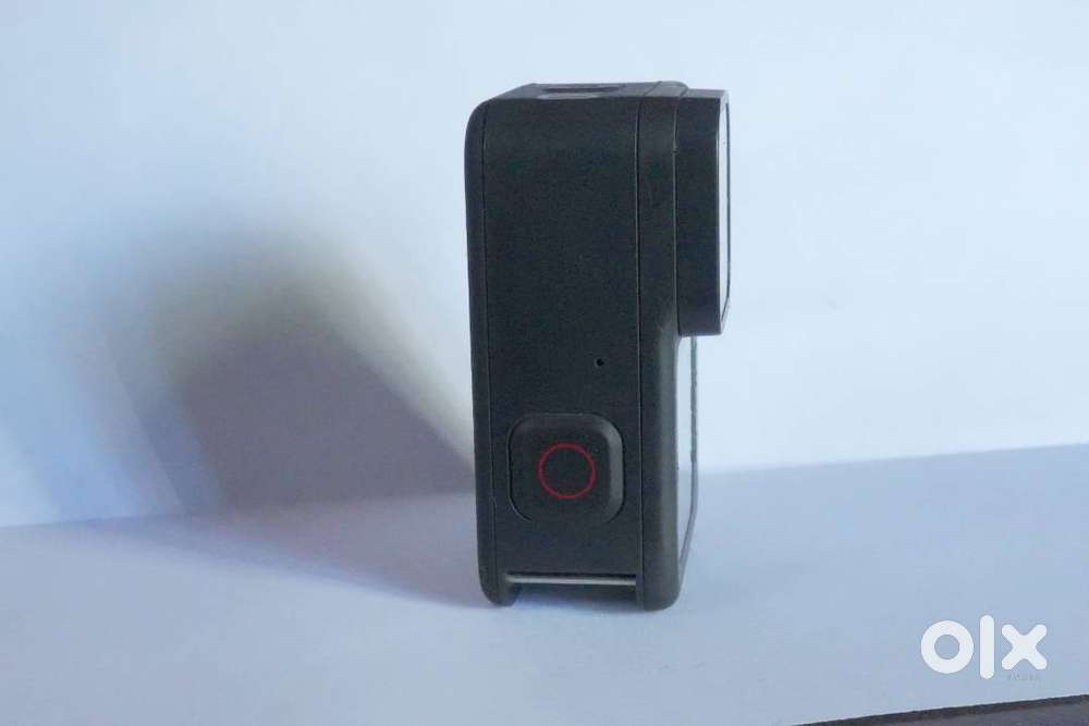 Gopro hero 9 black(free 64 gb memory card)