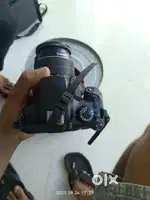 CANON 1300D WITH 18-55 LENS