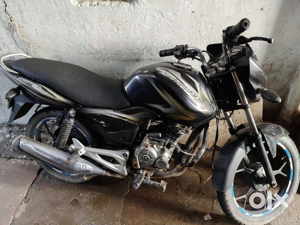 2014 model Bajaj discover 100 CC second party name he