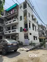 Floor for rent 64 Meter Both side open. Near to Rohini metro