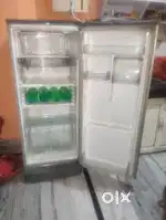 Samsung 210 Ltr 4 year old