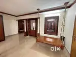 2100 sqft flat/ 4 bhk/  1 Cr /-West fort    Thrissur