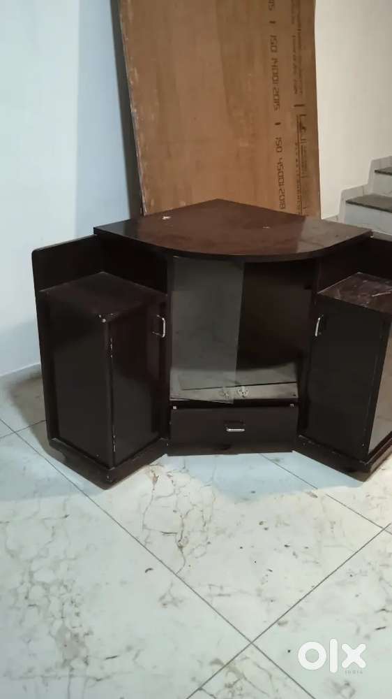 TV units wooden