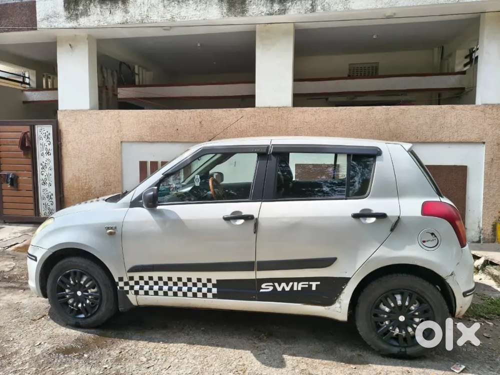 Maruti Suzuki Swift 2011