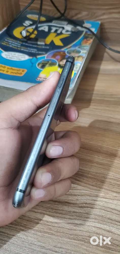 I phone 8 64gb