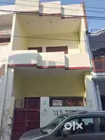 “House for Sale in Thakurganj, Lucknow – 900 sqft, 6 Rooms, 50–55 Lakh