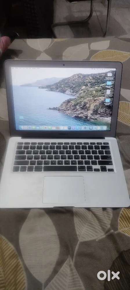 MacBook Air metal body with original charger