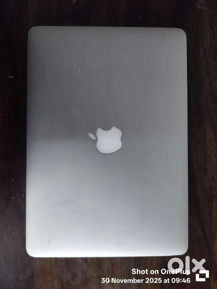 Apple MacBook Pro 11,1