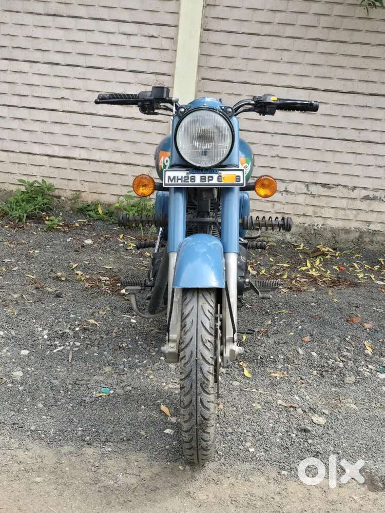 Royal Enfield Classic 350 Bs4