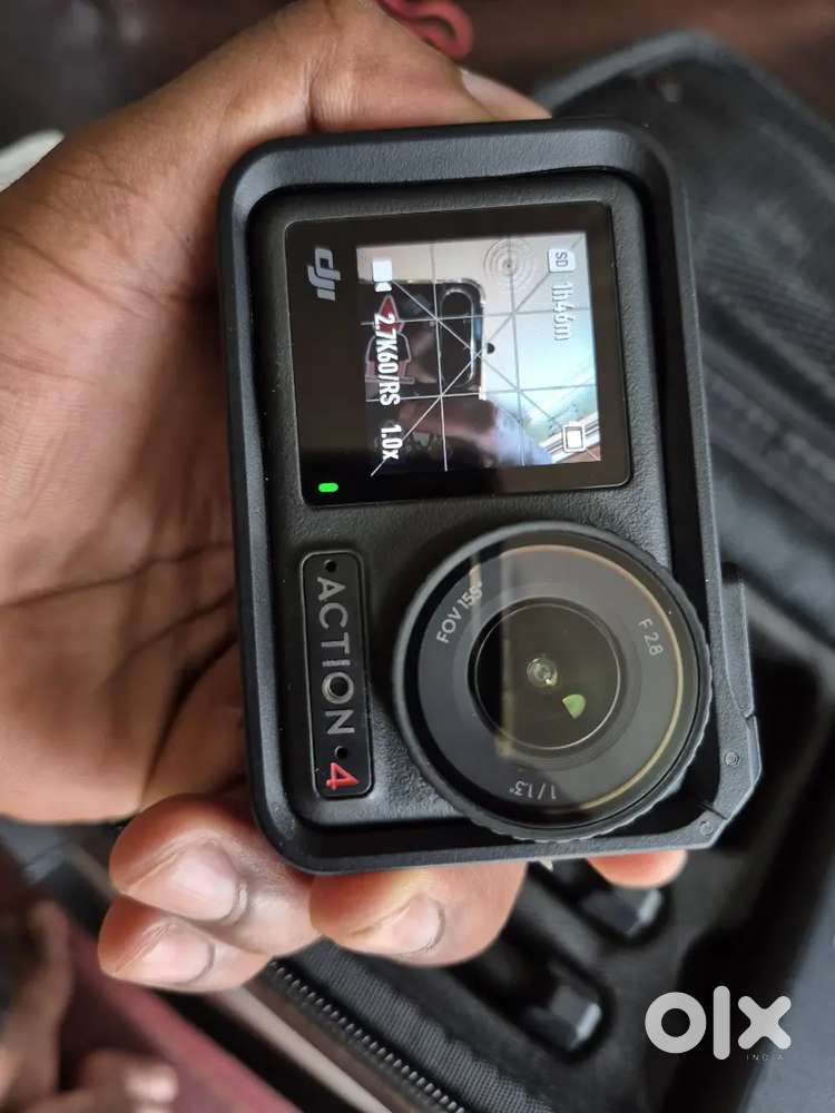 Dji action 4 adventure combo new untouch with 128gb high speed card