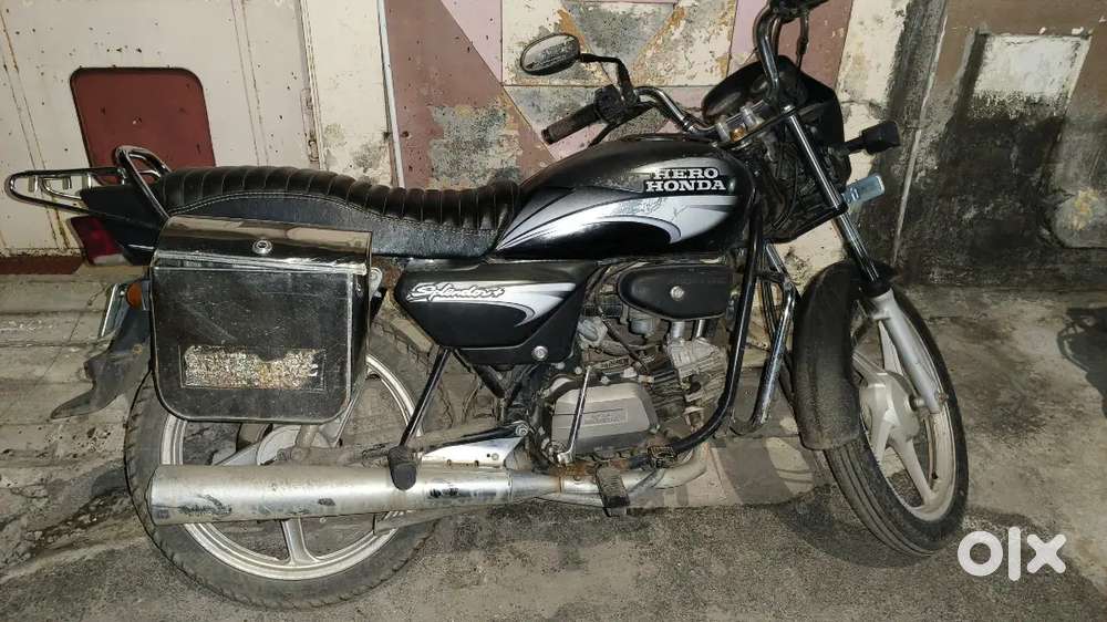 Splendor plus in good condition.
