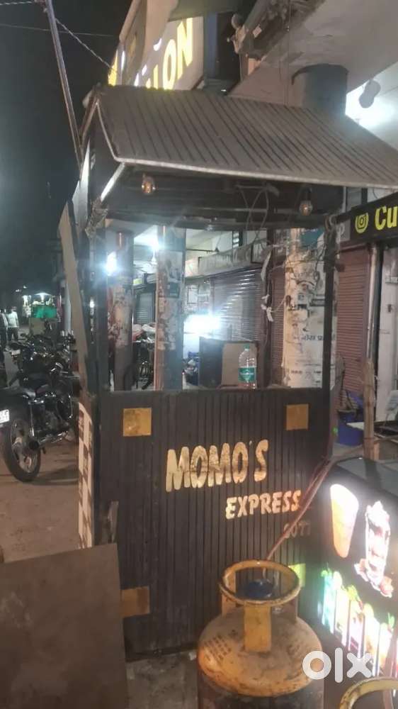 Urgent sell a heavy duty momos express counter made by heavy iron