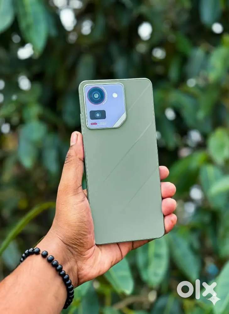 REALME gt ultra uk based 8+128