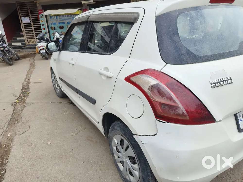 Maruti Suzuki Swift 2011 Diesel 132000 Km Driven