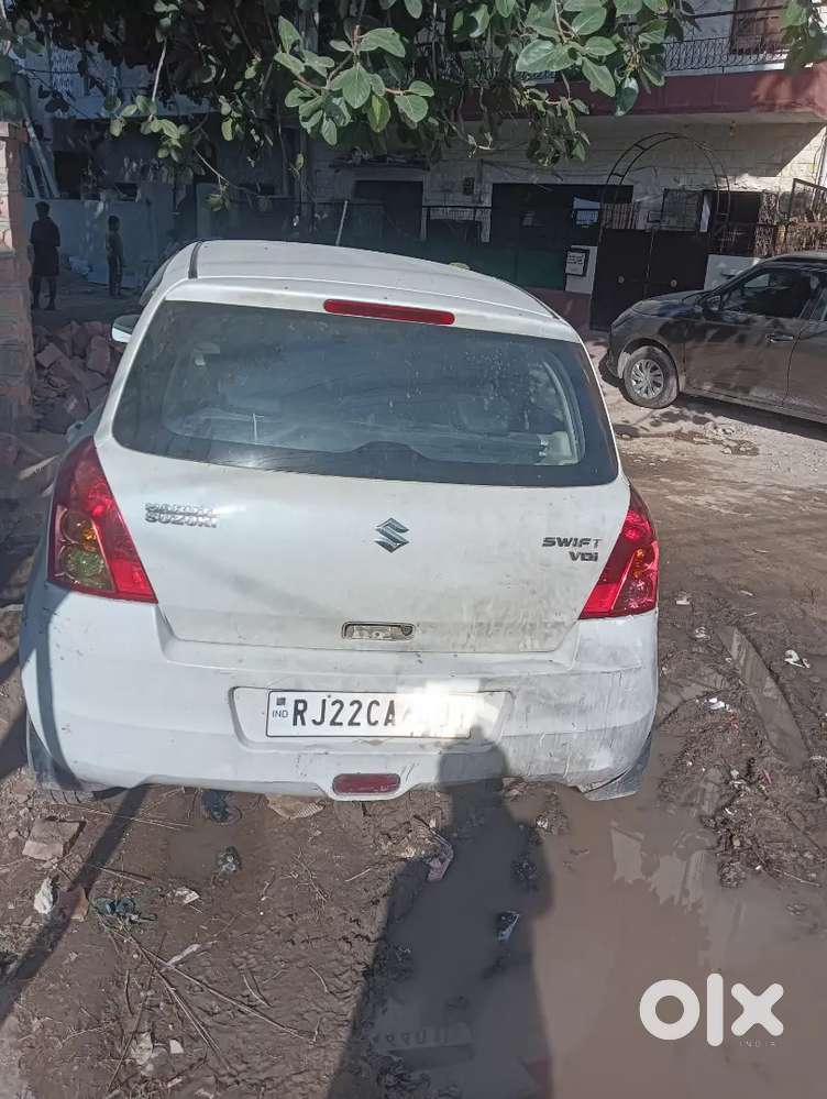 Maruti Suzuki Swift 2009 model renu 2029 tk