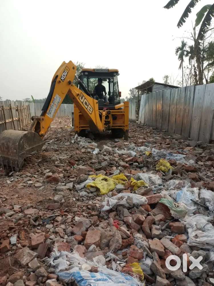 Emi is available with 0% interest.