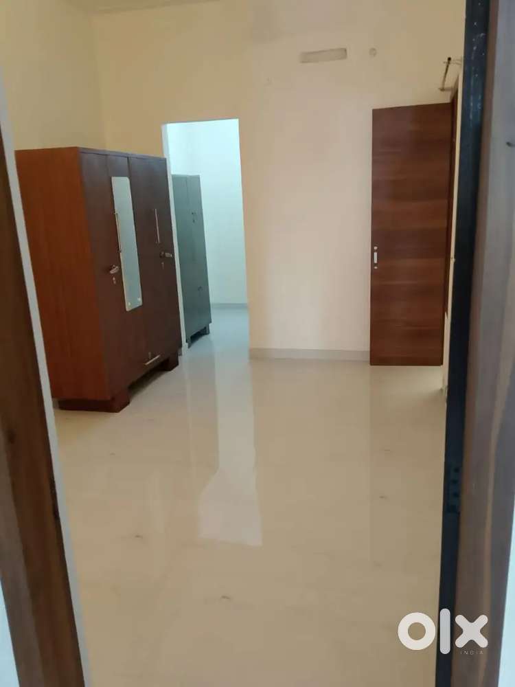 Kothi for rent in guru amardas avenue