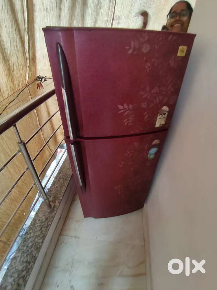 Godrej 240 litre