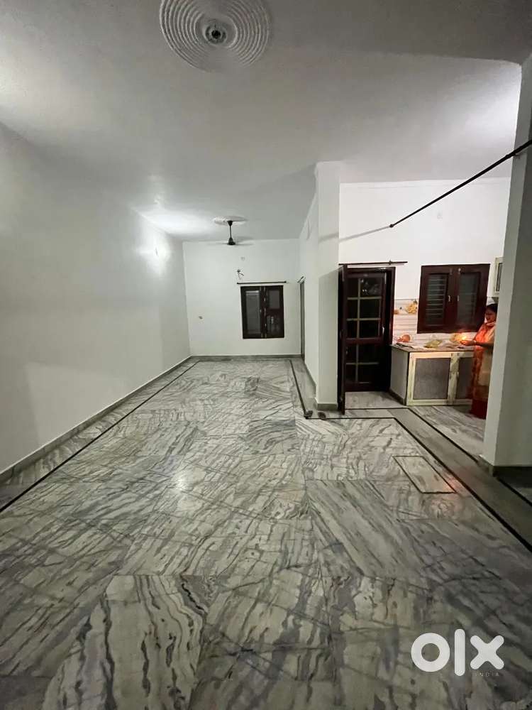 2 BHK + 1 Room set on 2nd Floor with Parkimg Facility for RENT