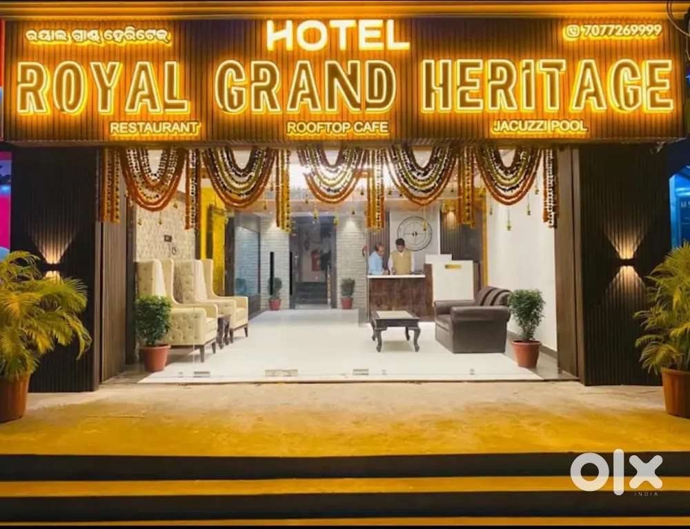 Steward, Waiter and Room Service