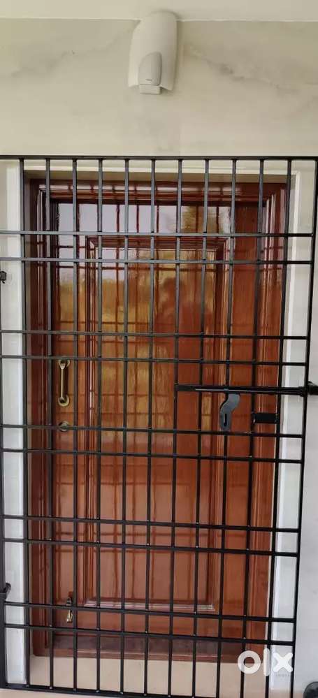 Valasaravakkam near puspa garden new 2 br. Lift and car parking 27k