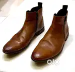 Original Clarks tan boots UK 8 size for men