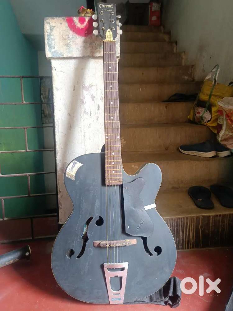 Givson guitar