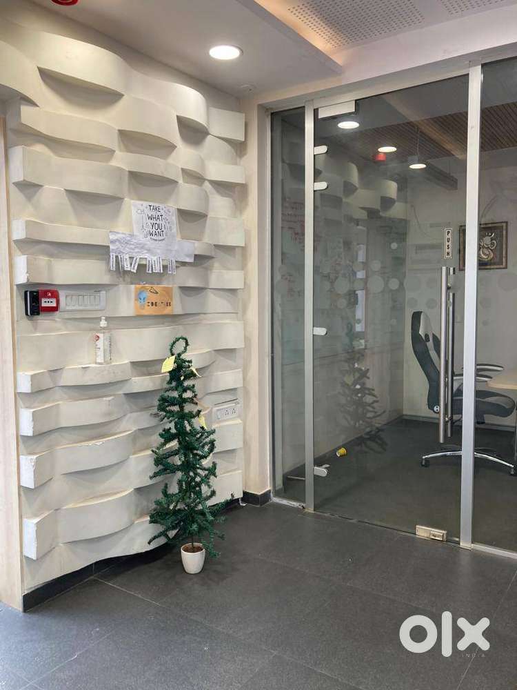 Furnished Office Space 1400 Sqft for Rent at Shenoy Nagar