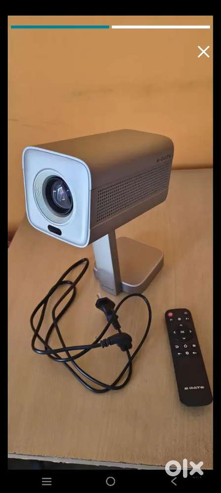 4K REJOULATION E GATE 4X M  PROJECTOR