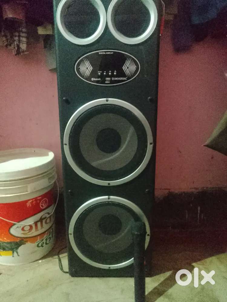 Tower sound bax bass and speaker lighting dj