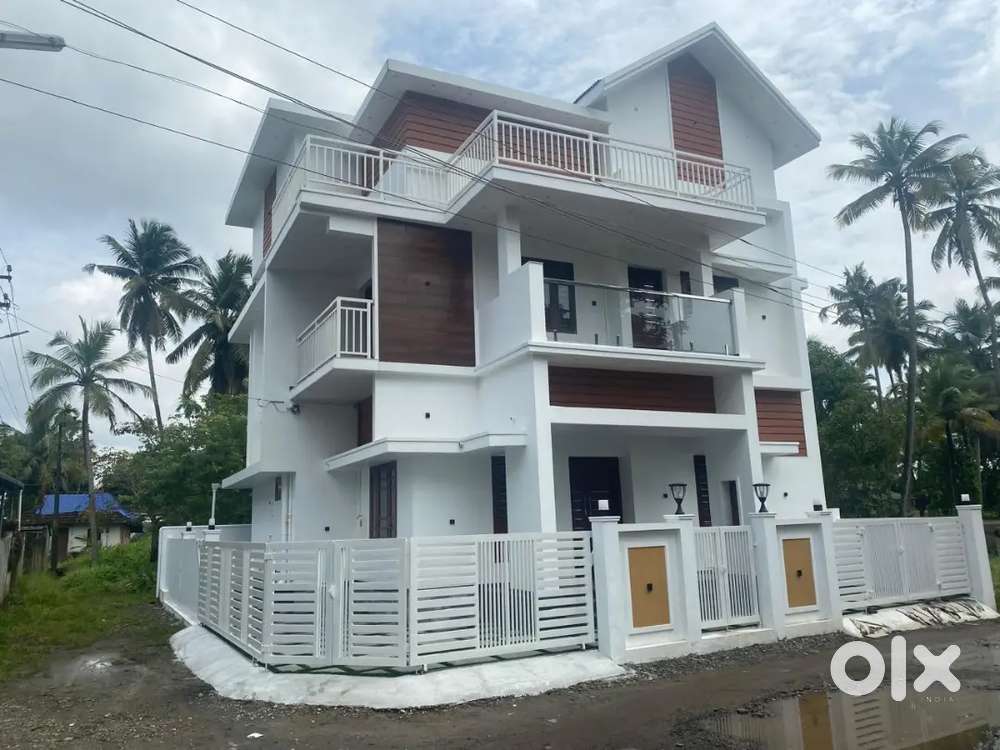 3.650cent. 1780sq. 3bed