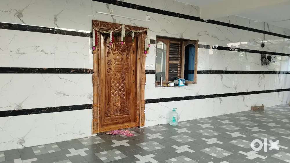 A newly started house is very good. A house built according to Vasu. .