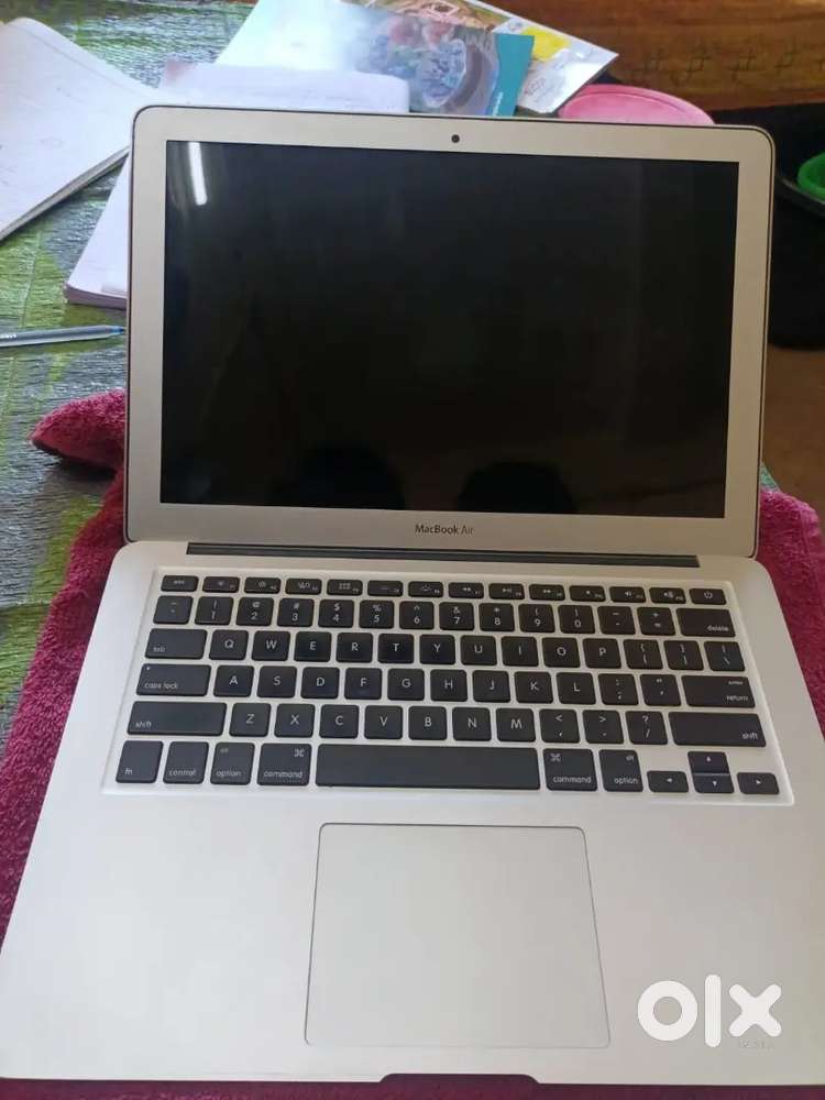 Macbook air ,8,128