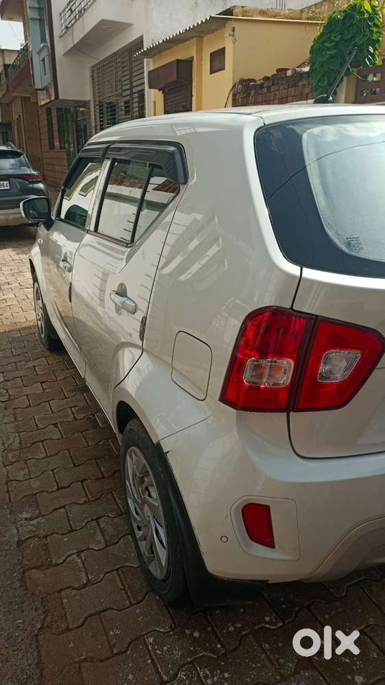 Maruti Suzuki Ignis 2023 CNG & Hybrids 83000 Km Driven