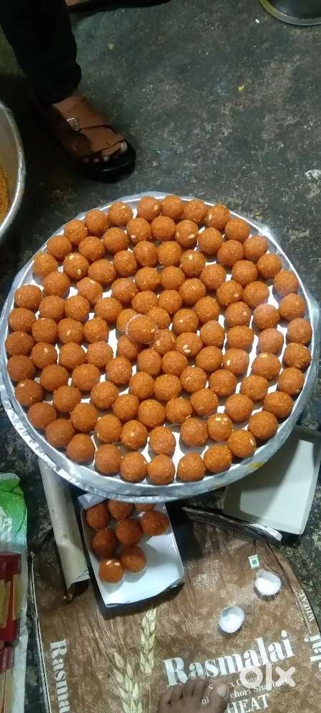 Do kam wala chahie hotel mein