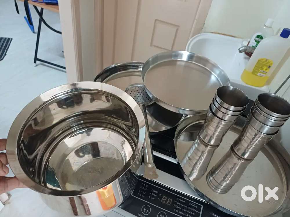 Used steel 3 Plates , 10 glasses and 1 vessel  for sale