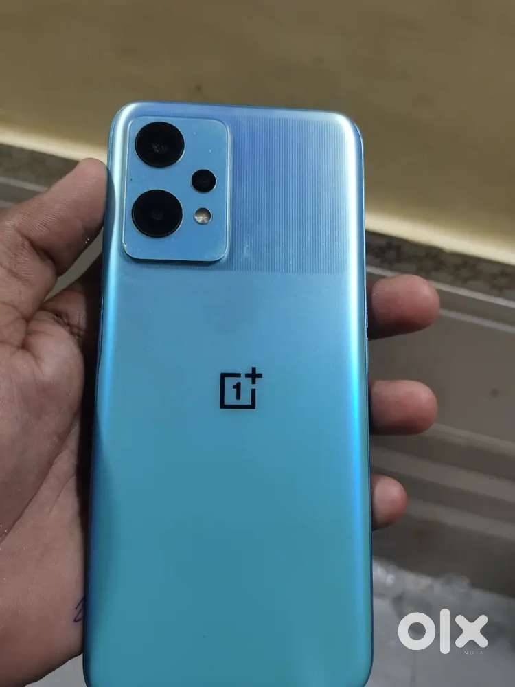 One plus  Nord ce 2 lite