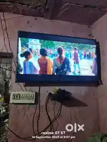 LLOYD ANDROID SMART LED FULL HD