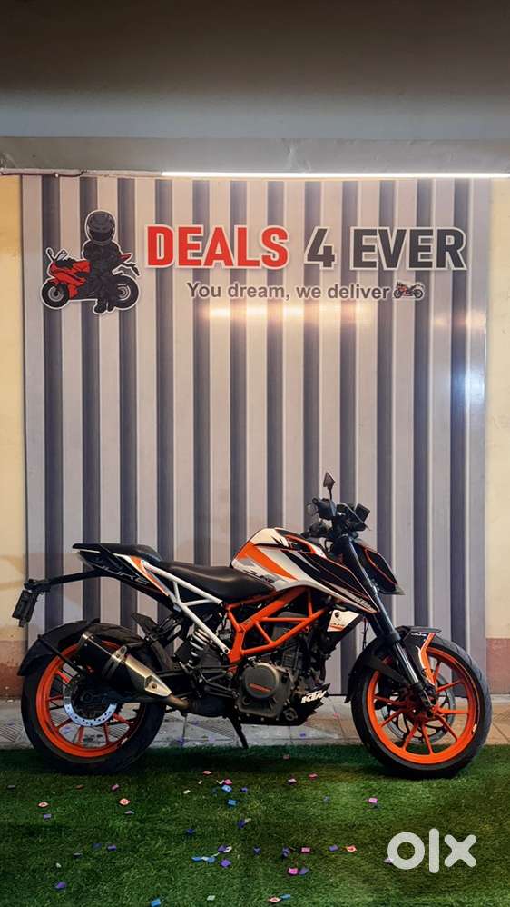 KTM DUKE 390
