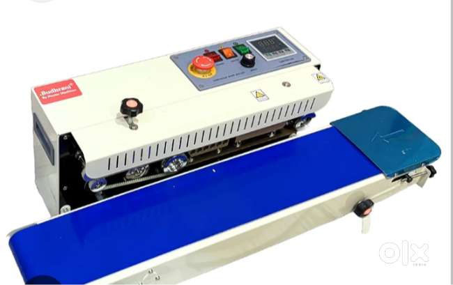 Sealing automatic machine