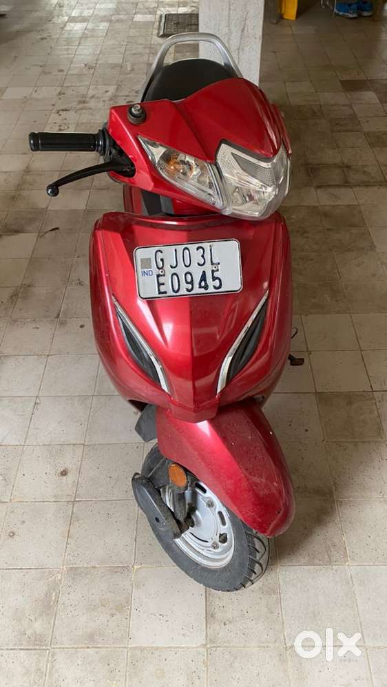 Activa 5G 2019 Pearl Red Colour
