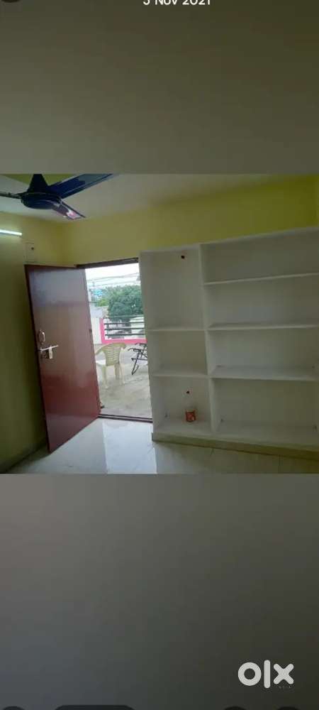 సింగిల్ రూమ్