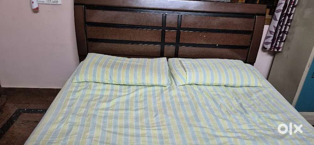 QUEEN SIZE wooden COT with Storage, Duroflex Spring matress.