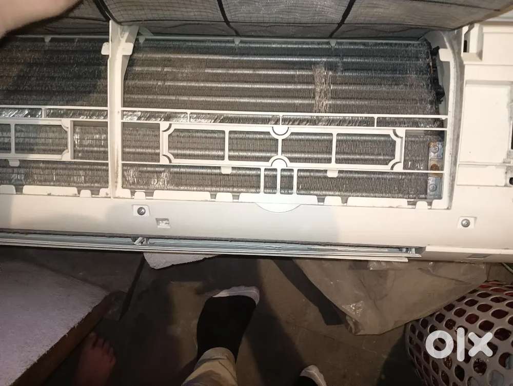 Daikin Ac 1.5ton for sale copper condensor
