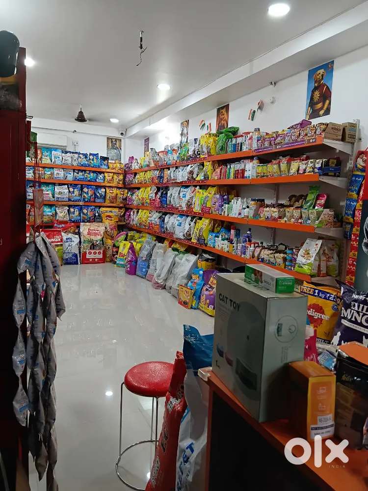Sales Girl required for Shop(Only for Ladies)