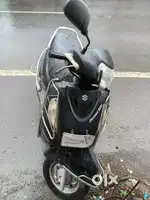 One handed moped