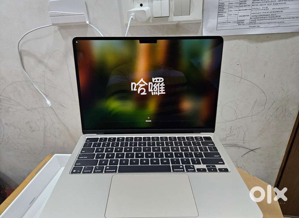 Macbook M4 16/256 Silver