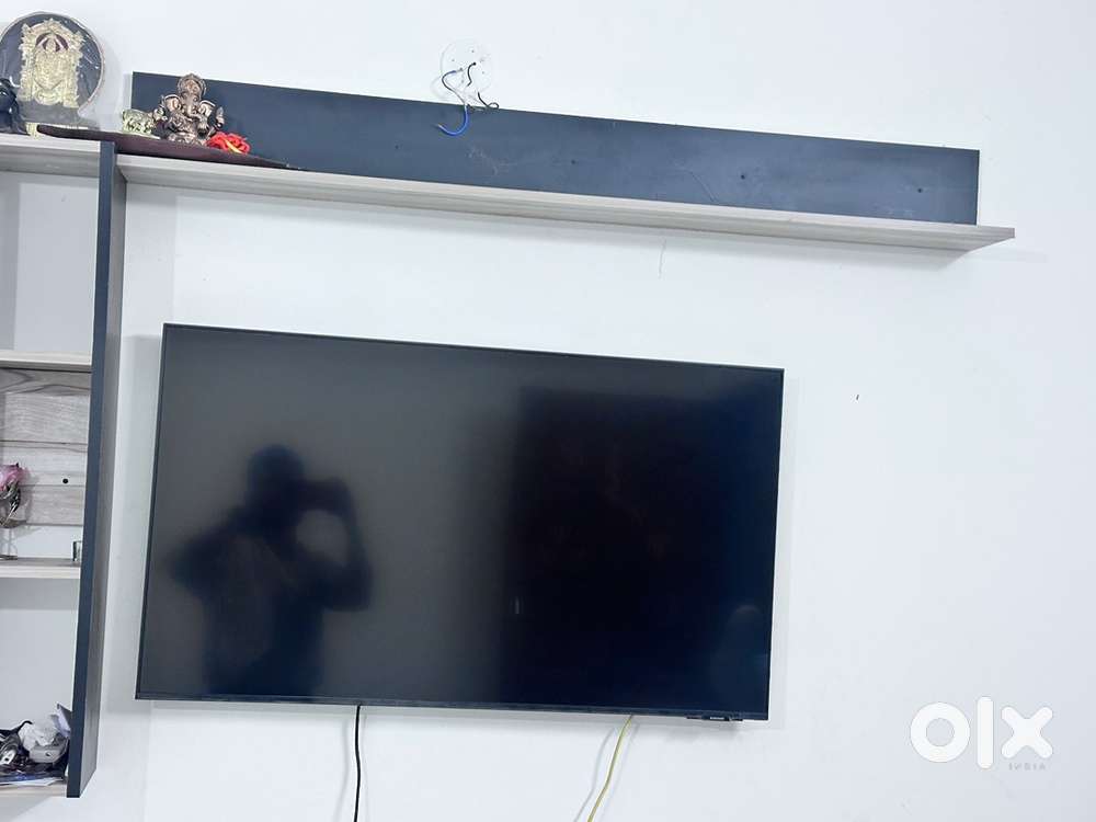 Fully furnished flat  with amenities like gym,Park, clubhouse, courts