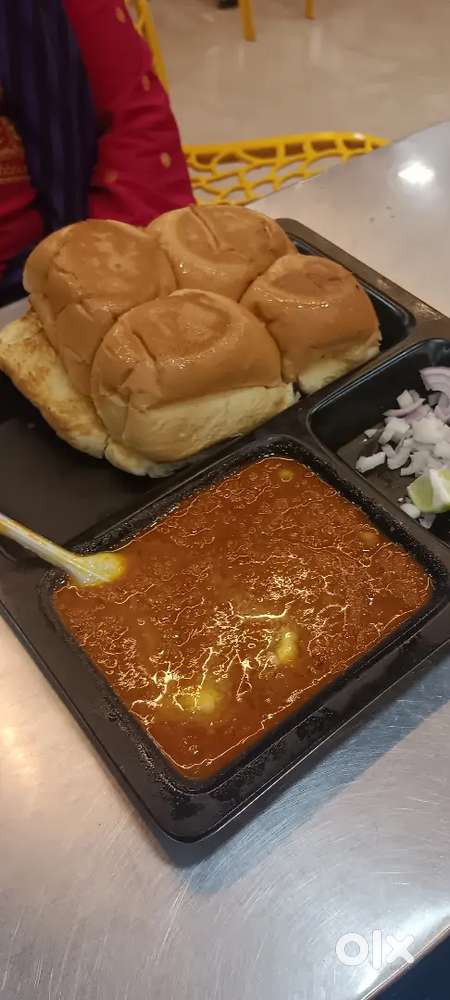 Guest Room ke cook chaiye